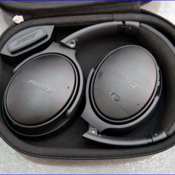 BOSE QC 35 Wireless Noise Cancelling Headphones - EUC - Plus Xtra Ear Pads - Picture 15 of 16
